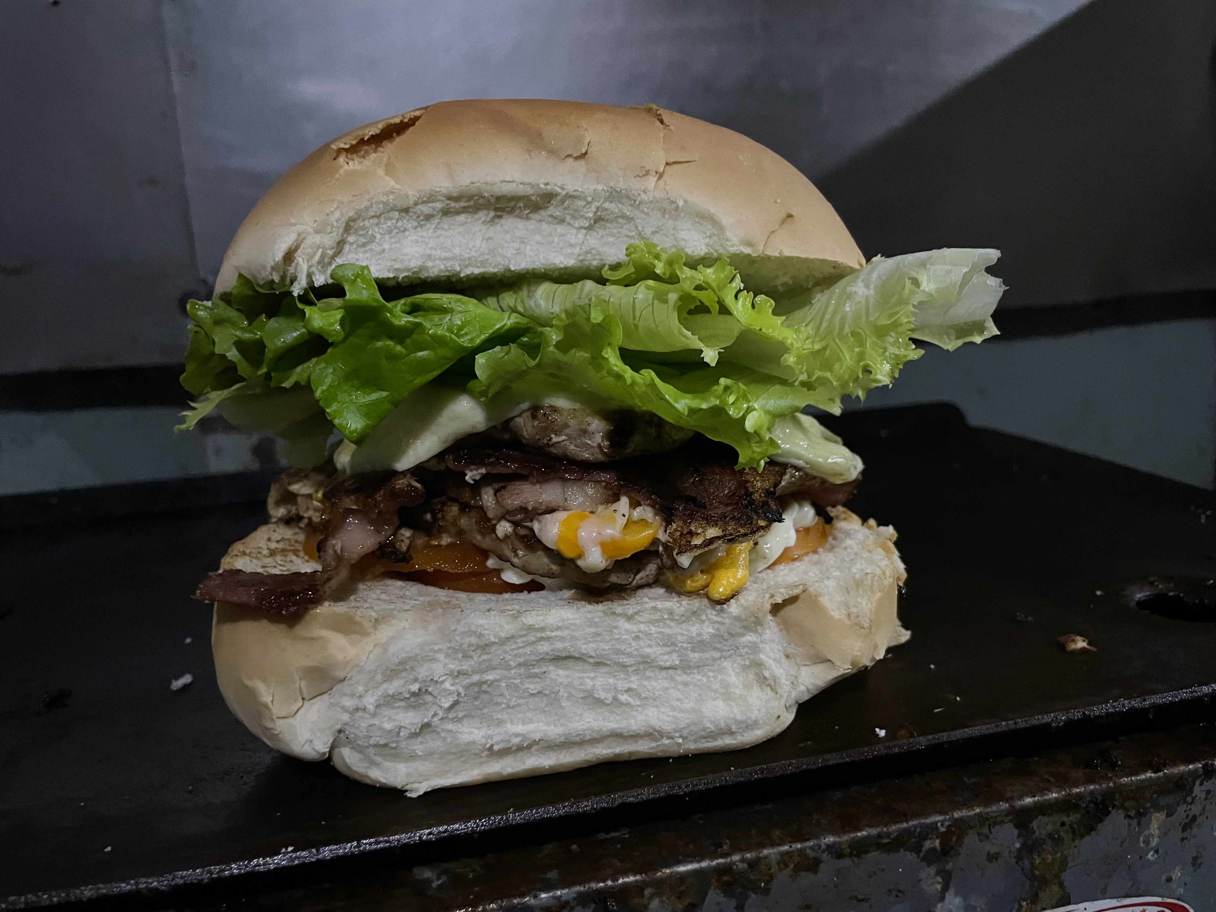 Pig Bacon (bacon é vida) — Lanchonete Pao Linguica, Bebedouro