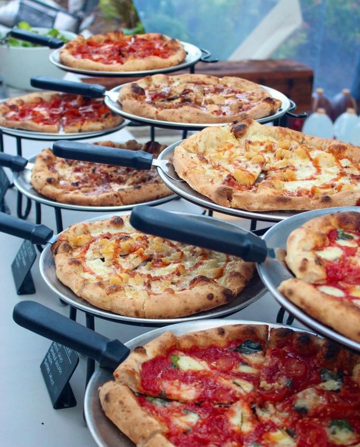 Rodízio Premium com Refri Incluso — Mister Pizzas, Bebedouro